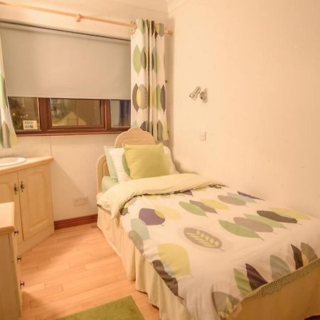Rossgier Inn Lifford Екстер'єр фото