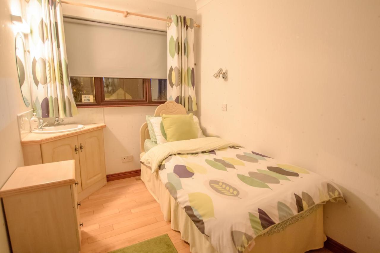 Rossgier Inn Lifford Екстер'єр фото